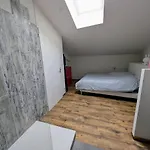 Avec Piscine Chauffee, Et Paillote Ideale Pour 12 Pers Proche De La