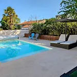 Avec Piscine Chauffee, Et Paillote Ideale Pour 12 Pers Proche De La Holiday home