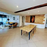 Avec Piscine Chauffee, Et Paillote Ideale Pour 12 Pers Proche De La Holiday home