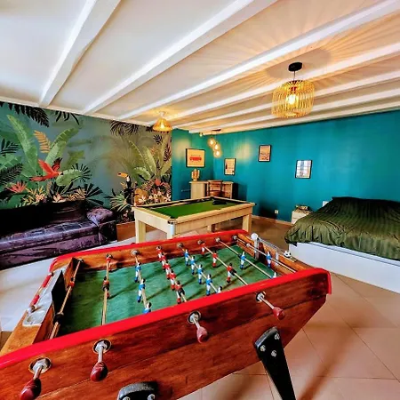 Proche 12 Pers * Lussant