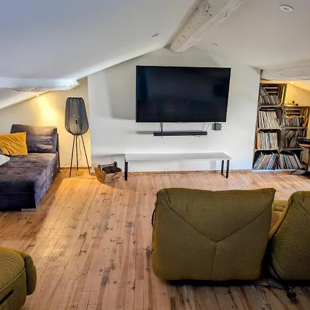 Proche 12 Pers Dom wakacyjny Lussant