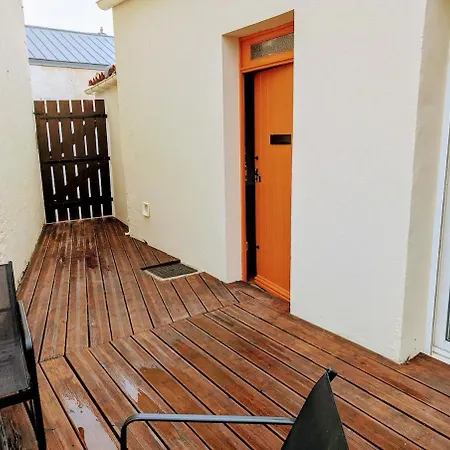 Proche 12 Pers * Lussant