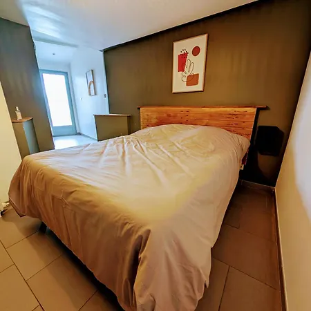 Proche 12 Pers Dom wakacyjny Lussant